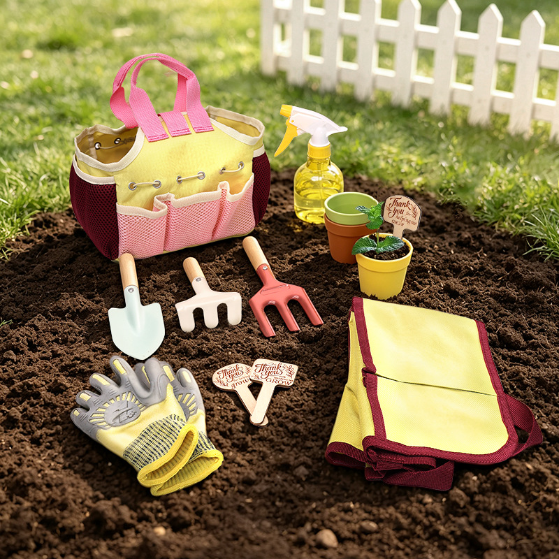 Gardening Tools And Uses - ชุดเครื่องมือทำสวนสำหรับเด็ก ของเล่นจำลองการเล่นกลางแจ้ง พลั่ว คราด ที่ตักดิน บัวรดน้ำ
